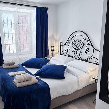Shanti'S Andalusian Rooms Малага Екстер'єр фото