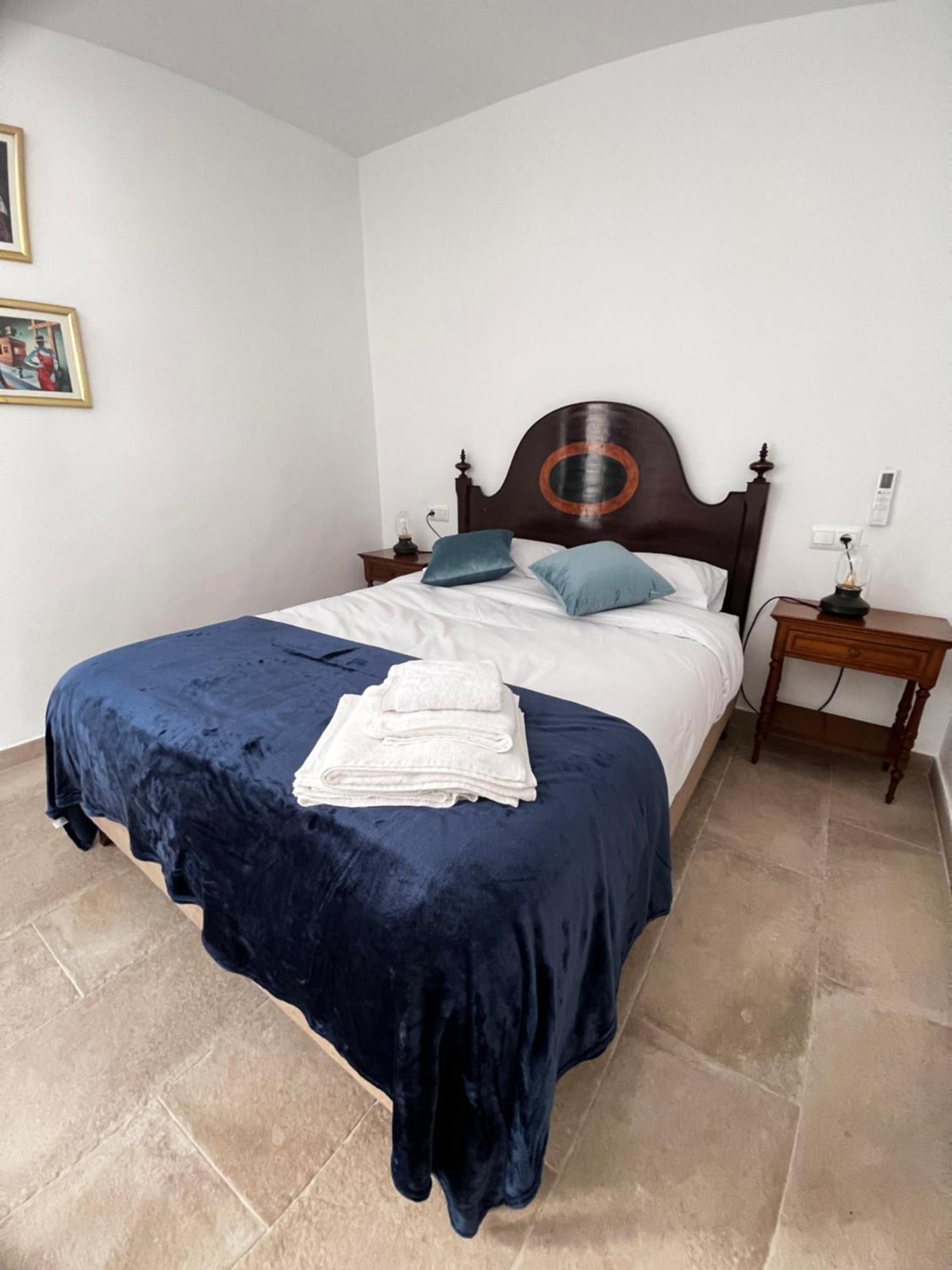 Shanti'S Andalusian Rooms Малага Екстер'єр фото