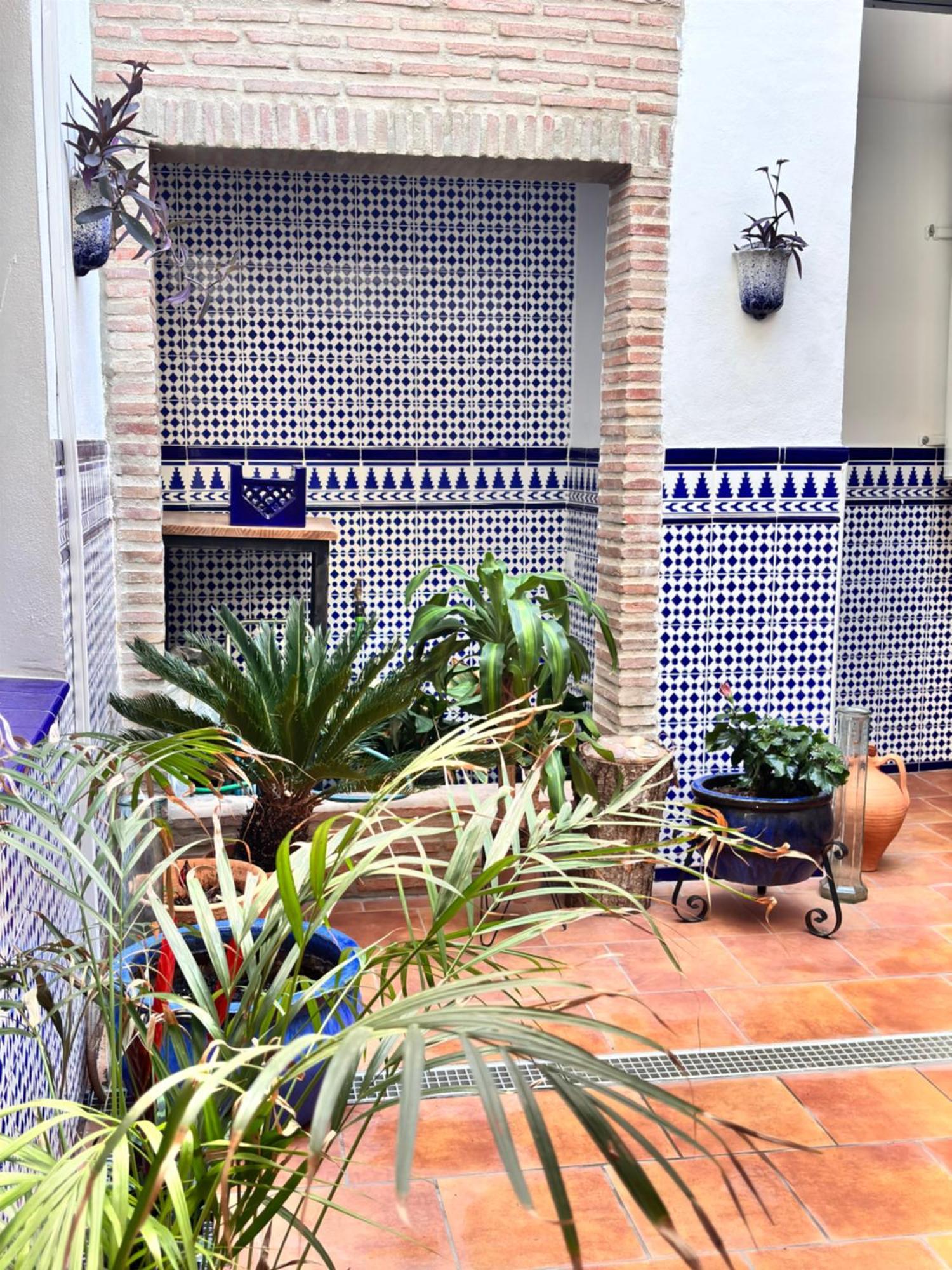 Shanti'S Andalusian Rooms Малага Екстер'єр фото