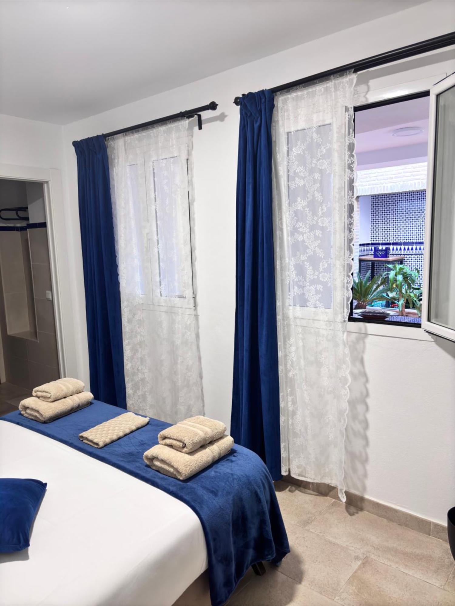 Shanti'S Andalusian Rooms Малага Екстер'єр фото
